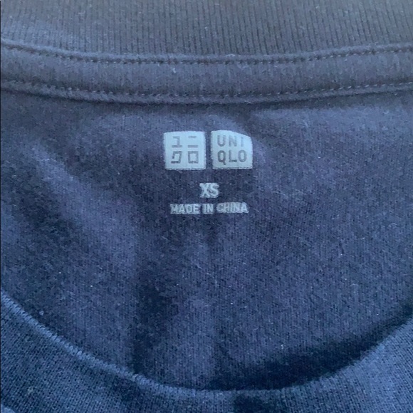 uniqlo long sleeve - Picture 4 of 4